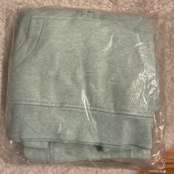 NWT Scuba Oversized Funnel Neck Half Zip - Lululemon - Picture 6 of 9